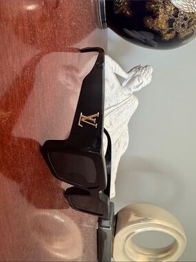 Louis Vuitton Black Sunglasses with Gold LV Accent